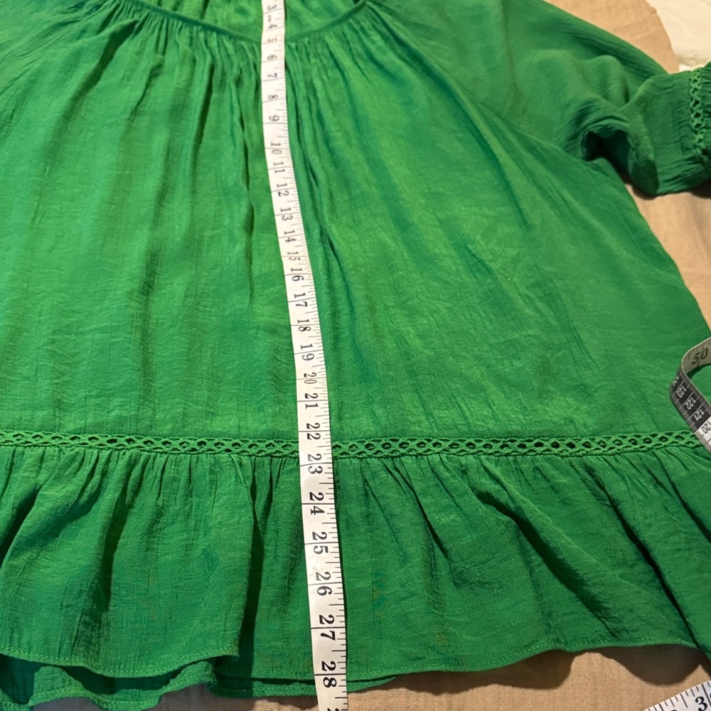 Kelly Green Women's Top with Sleeve & Hem Ruffle - 1X / XL - So Vibrant! - Picture 10 of 11